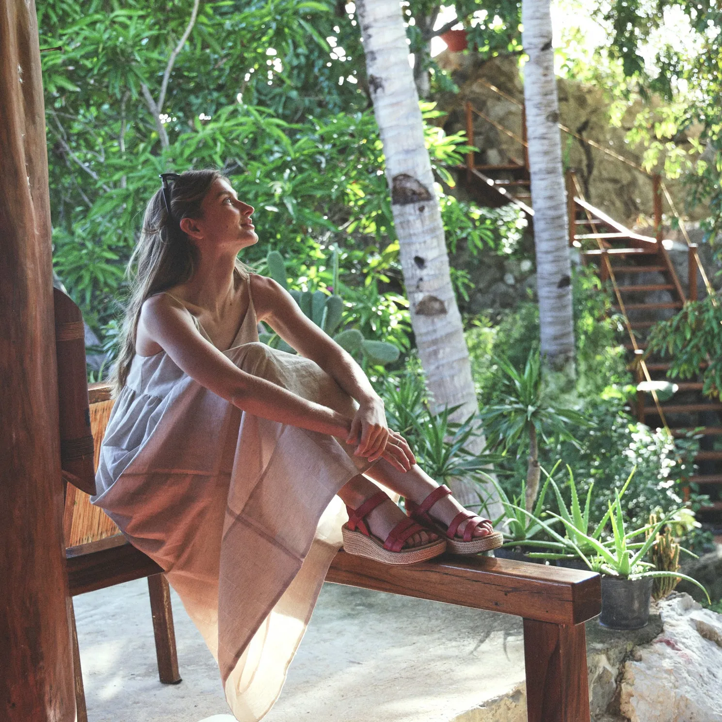 Comfortable Vacation Footwear Solstice Strap