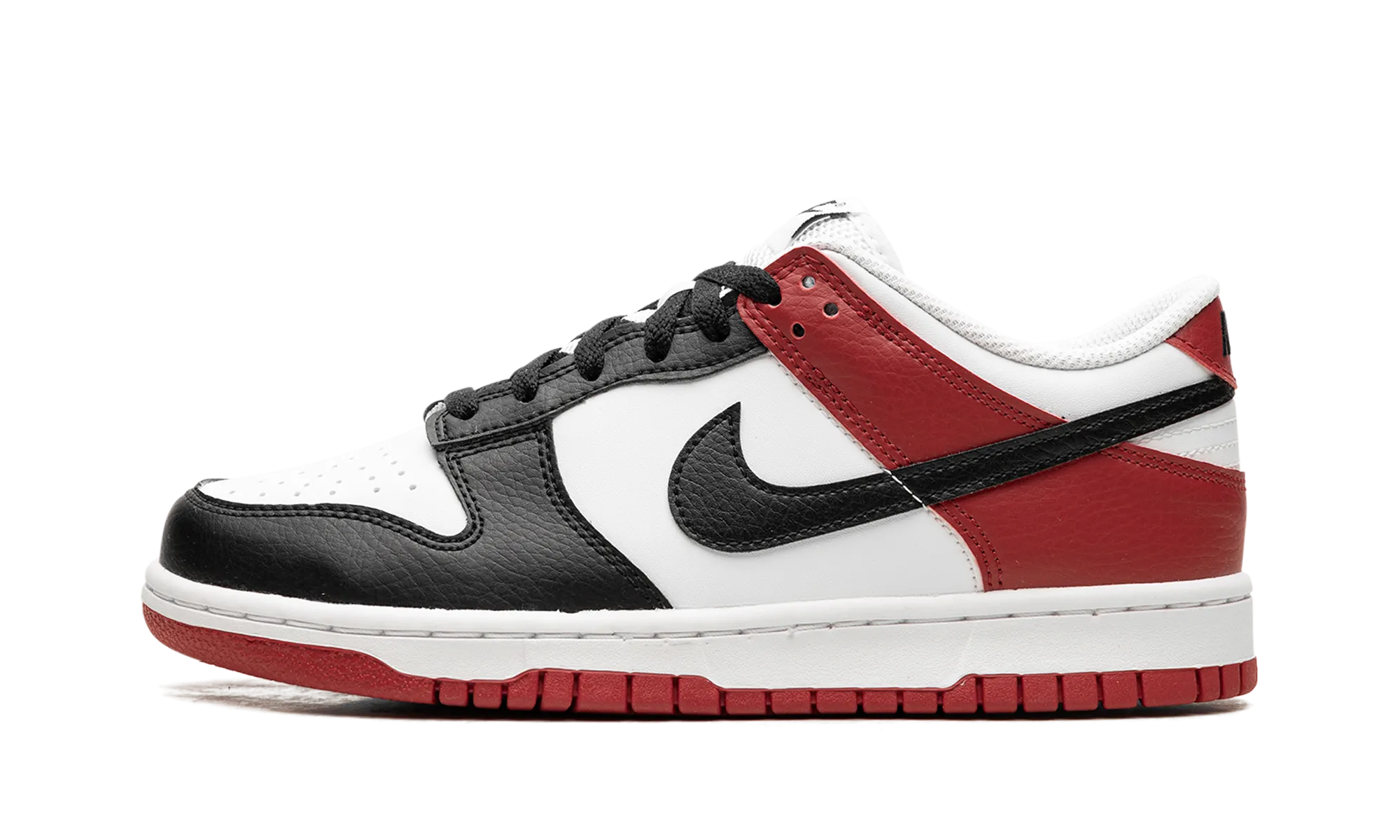 Round Edge Dunk Low GS "Black Toe"