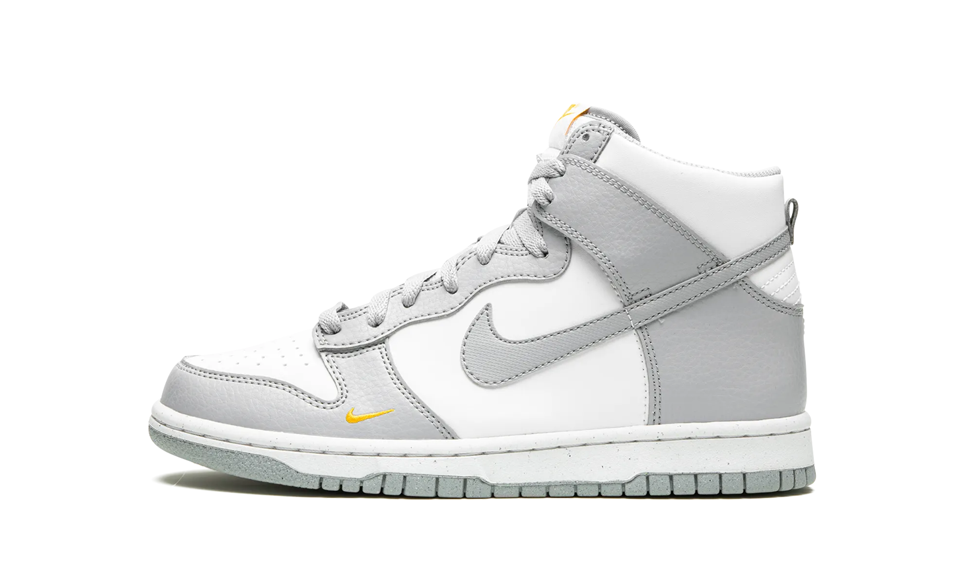 Dunk High GS "Next Nature Wolf Grey Marigold" Simple Edge