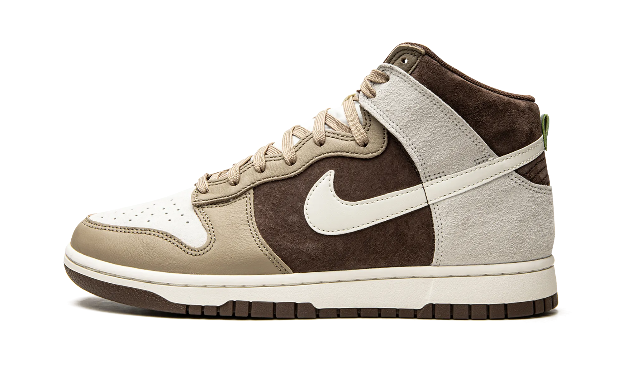 Dunk High "Light Chocolate" Hill Walk