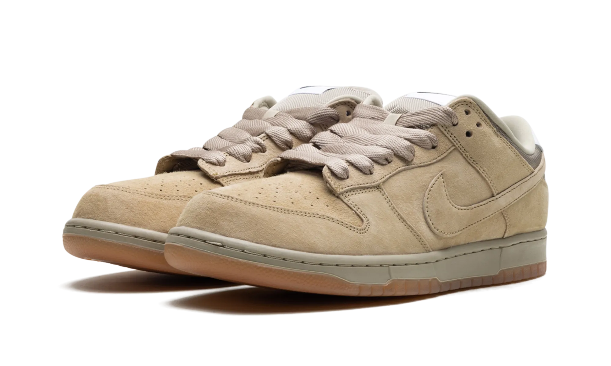Minimalist Outfit Leap Run Dunk Low "Parachute Beige"