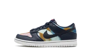 Dunk Low "Graffiti Navy" Pose Time