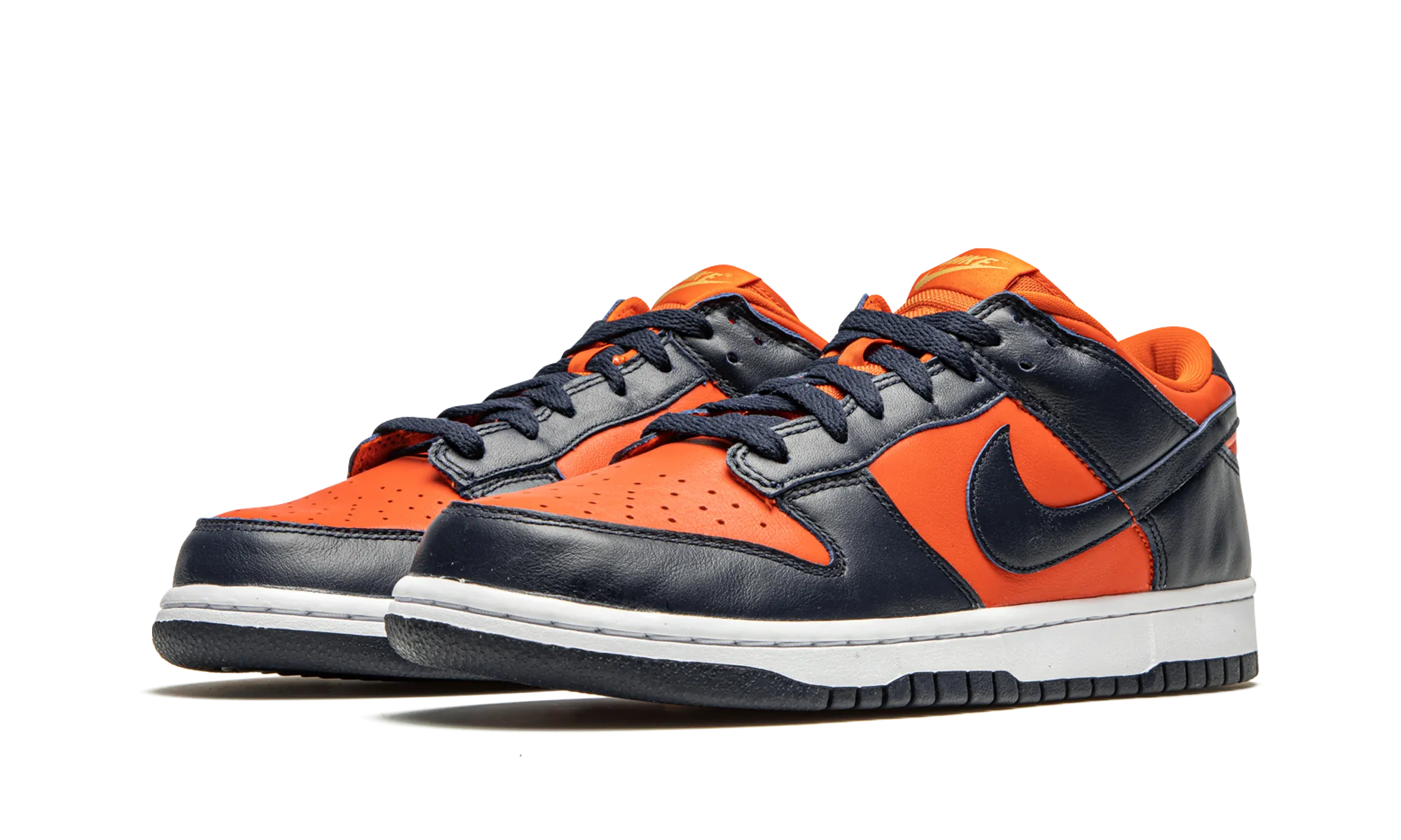 Dunk Low Retro "Champ Colors" Stone Walk Lifestyle Pick