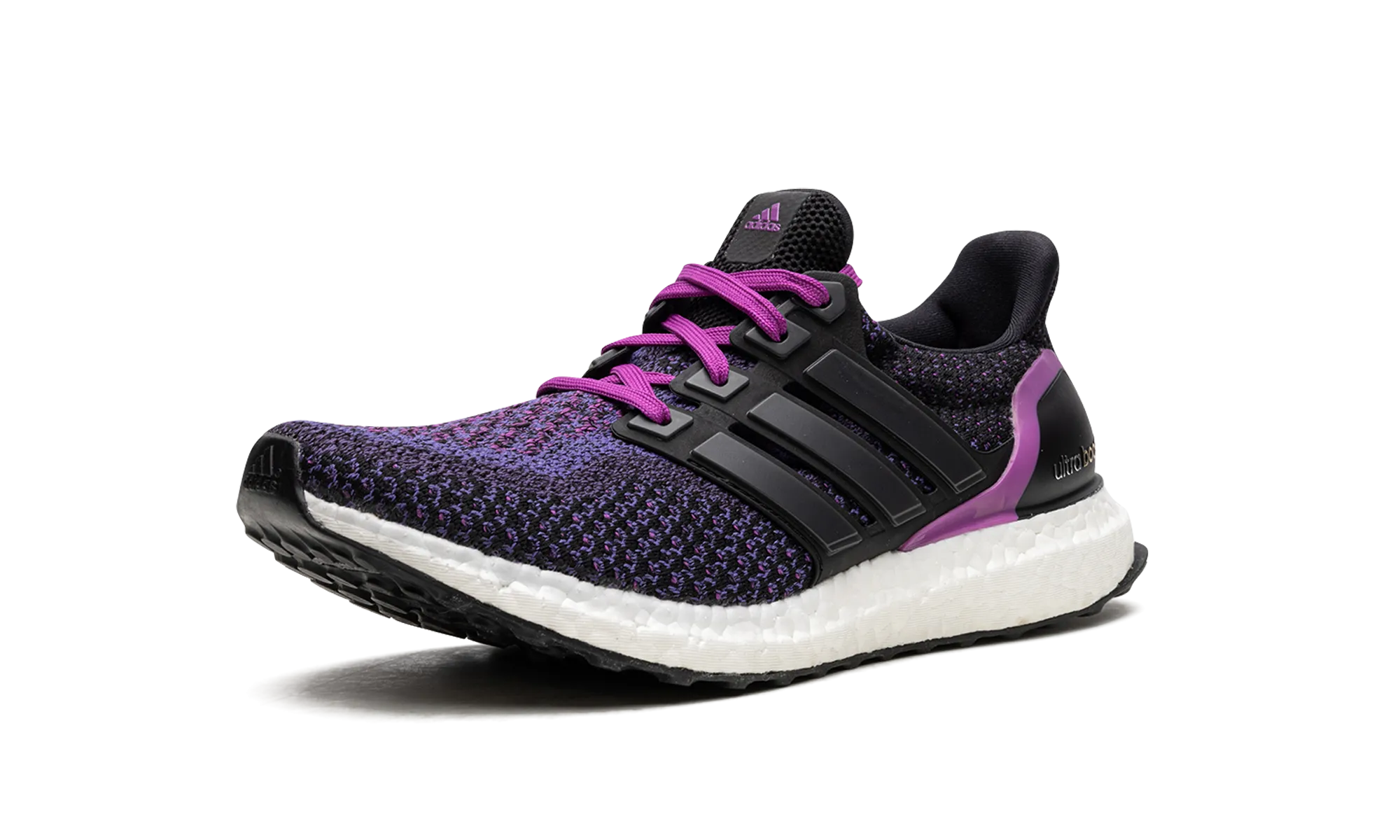 ULTRABOOST WMNS Streetwear Look