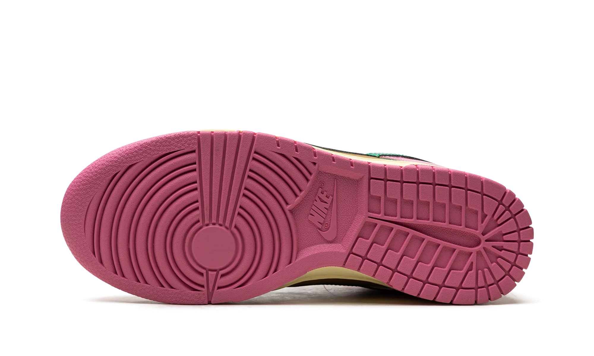 Sporty Edge Street Style DUNK LOW WMNS "Parris Goebel"