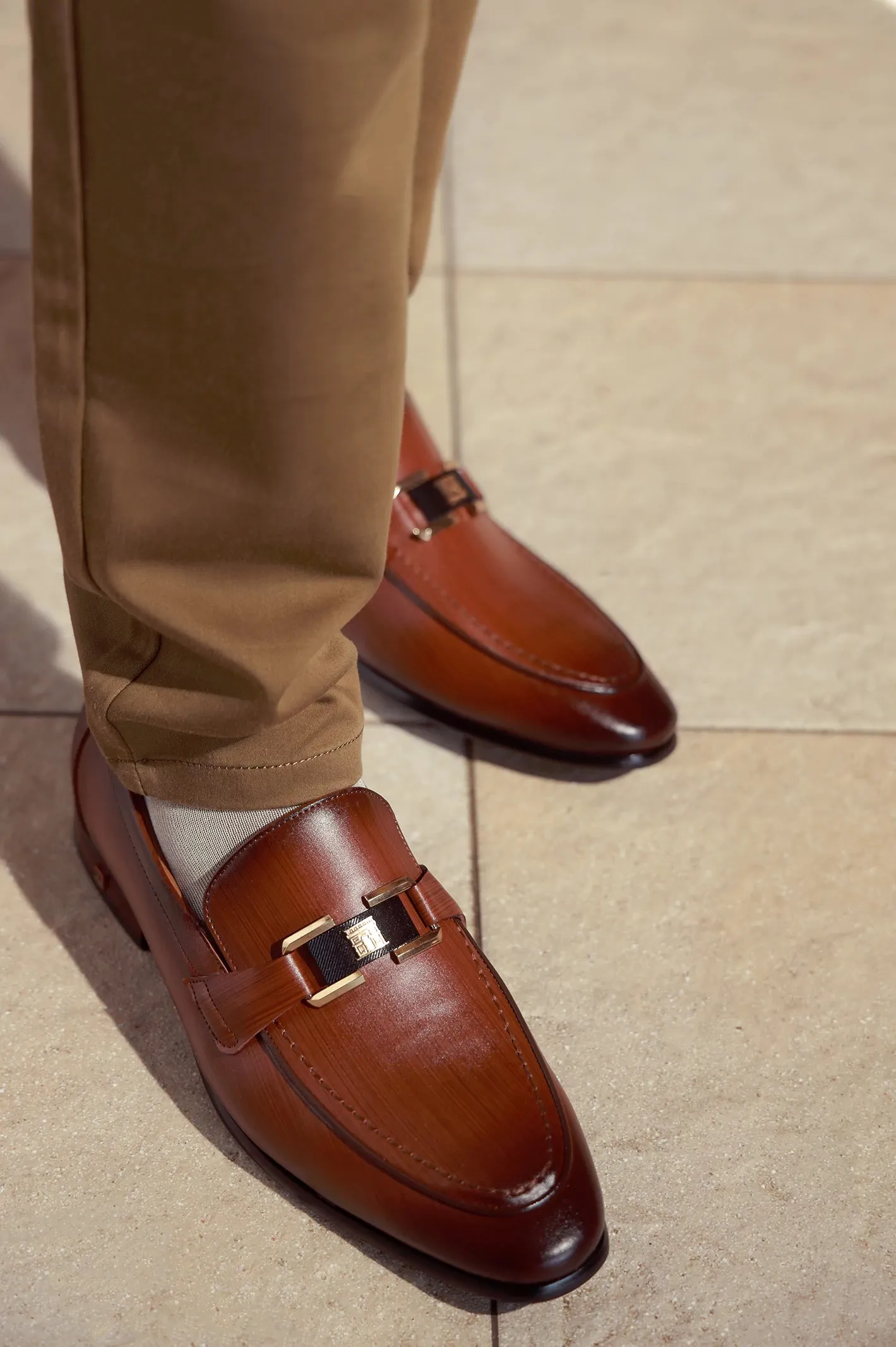 Coffee Men Formal Moccassins Grab Shade Perforated Details