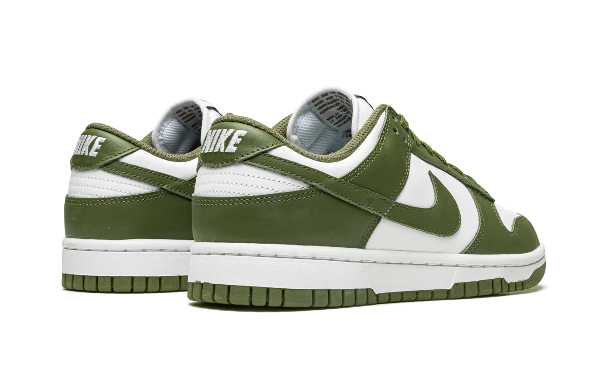 DUNK LOW WMNS "Medium Olive" Storm Jog Clean Aesthetic