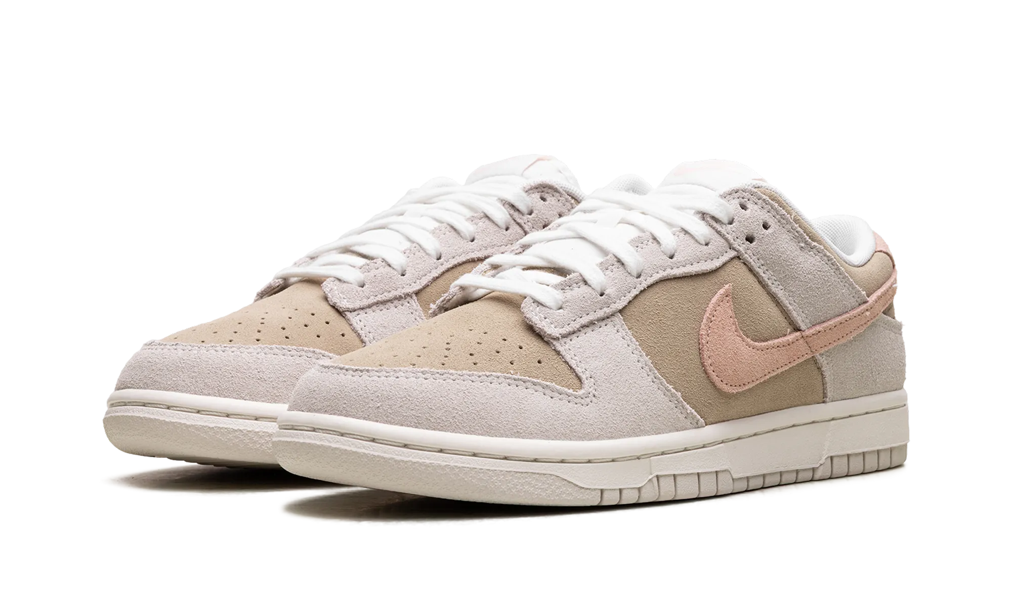 Dunk Low WMNS "Phantom Washed Coral" Travel Mood