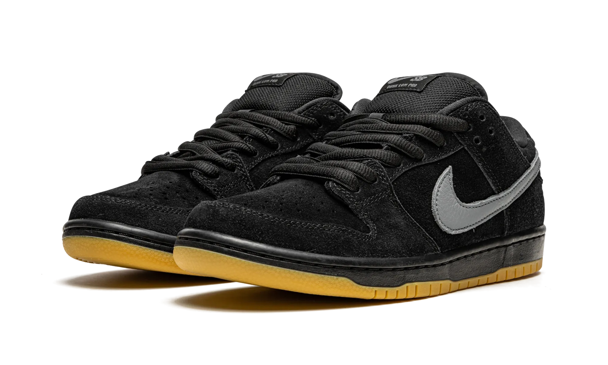 Free Walk Lounge Fit SB Dunk Low Pro "Fog"