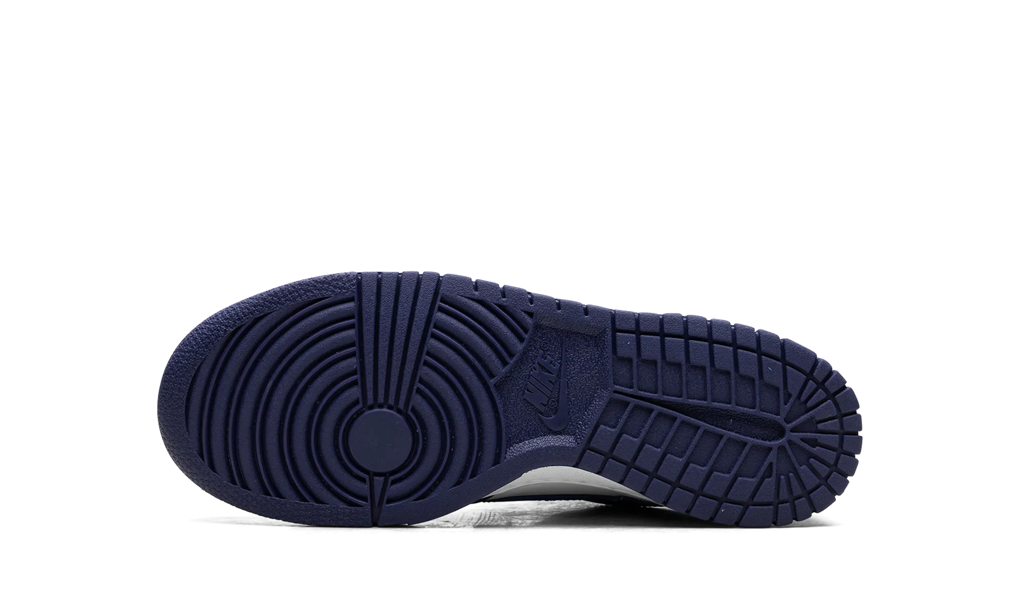 DUNK LOW GS "CONCORD" Weightless Feel Durable materials