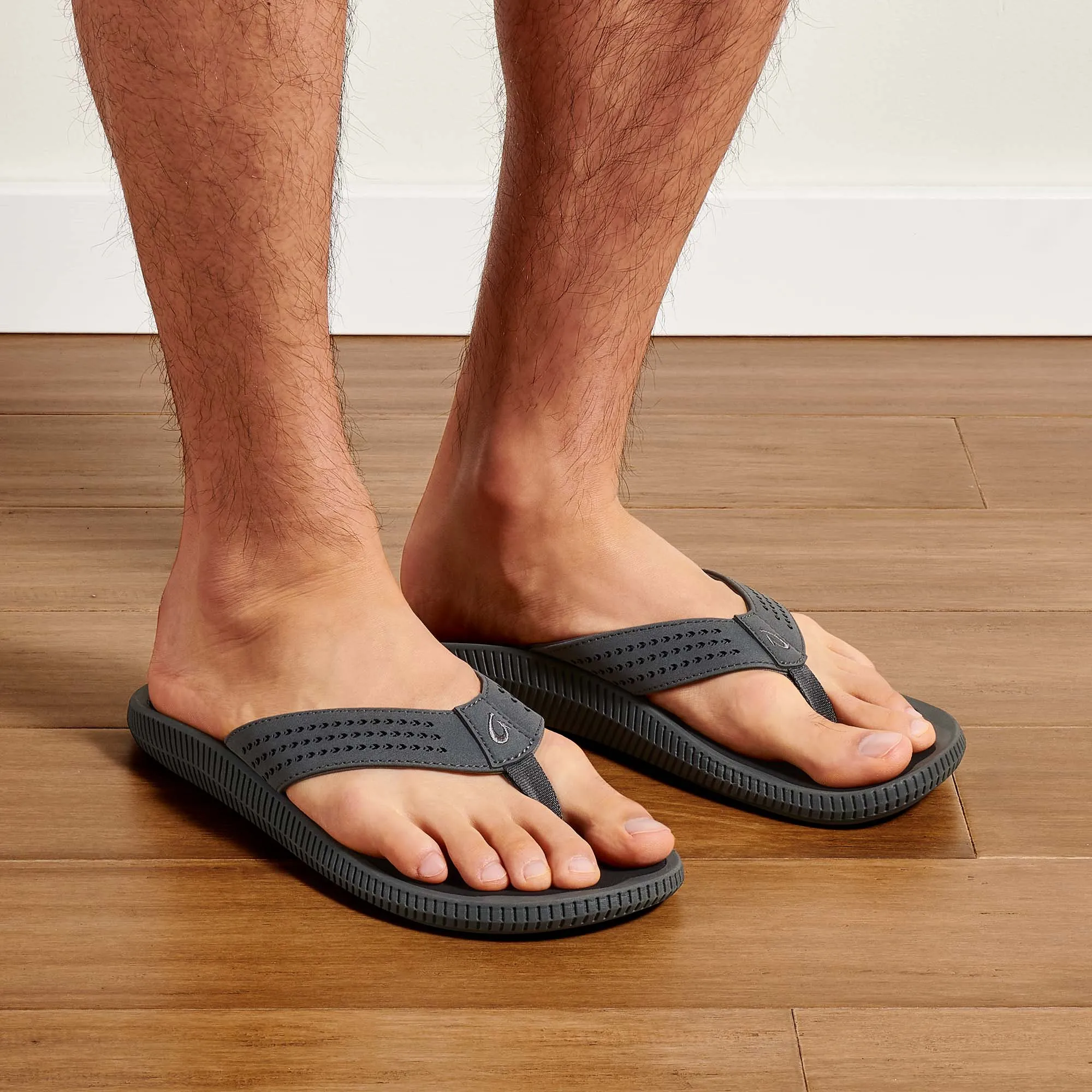 Ulele - Dark Shadow / Black Supportive Fit Sporty Sandals