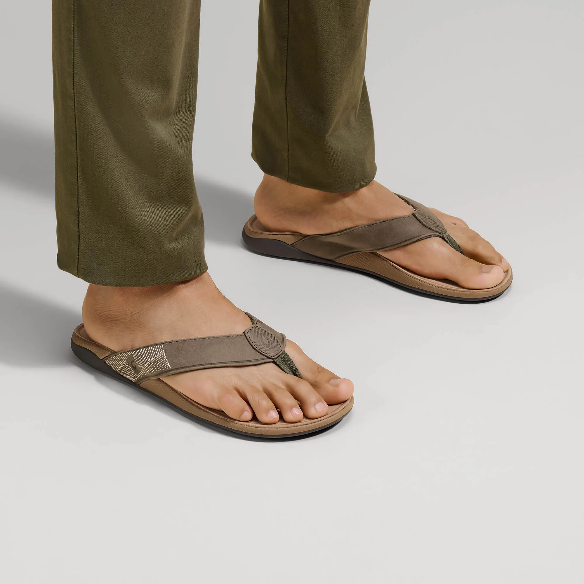 Sporty Footwear for Vacation Tuahine - Hunter / Golden Sand