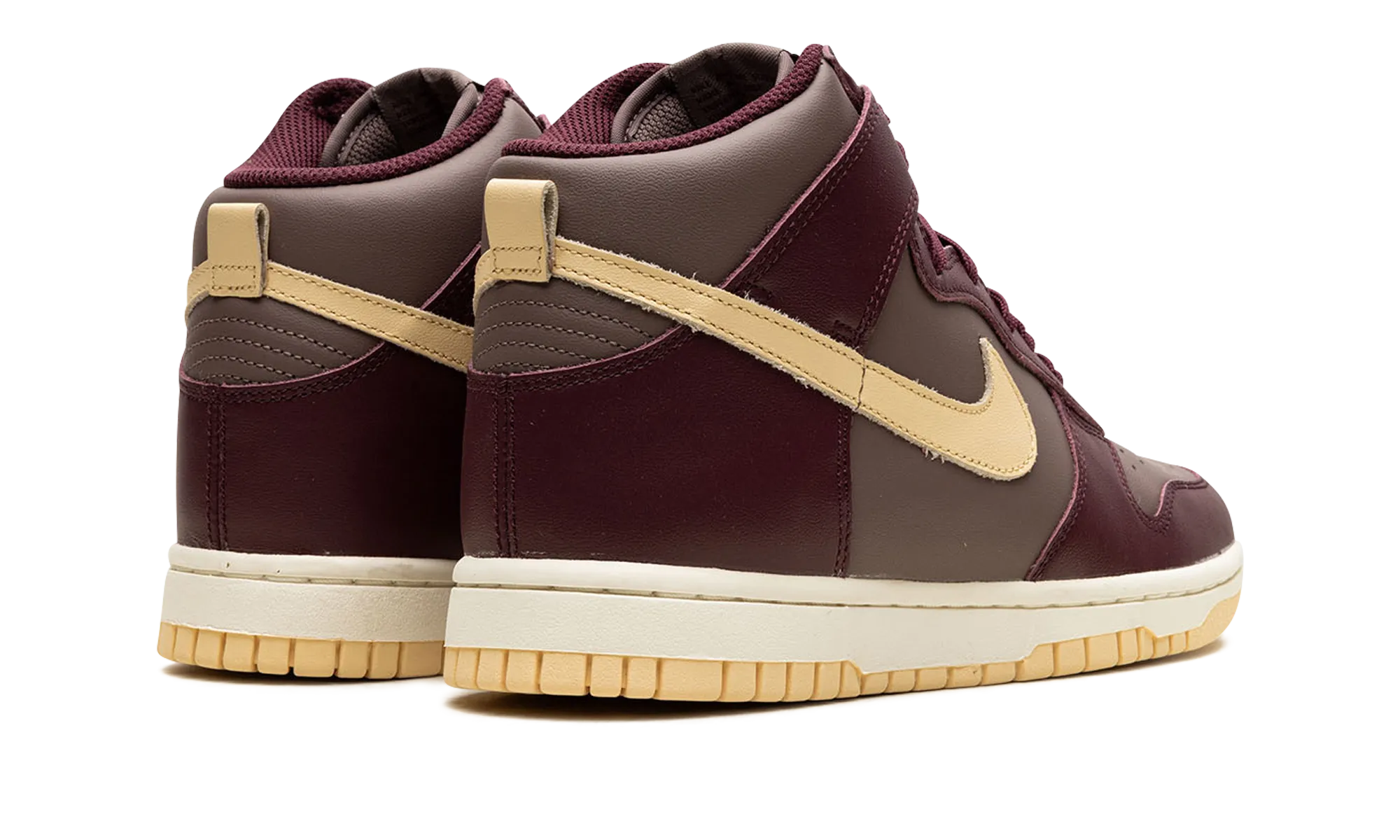 Freedom Fit DUNK HIGH WMNS "Plum Eclipse"