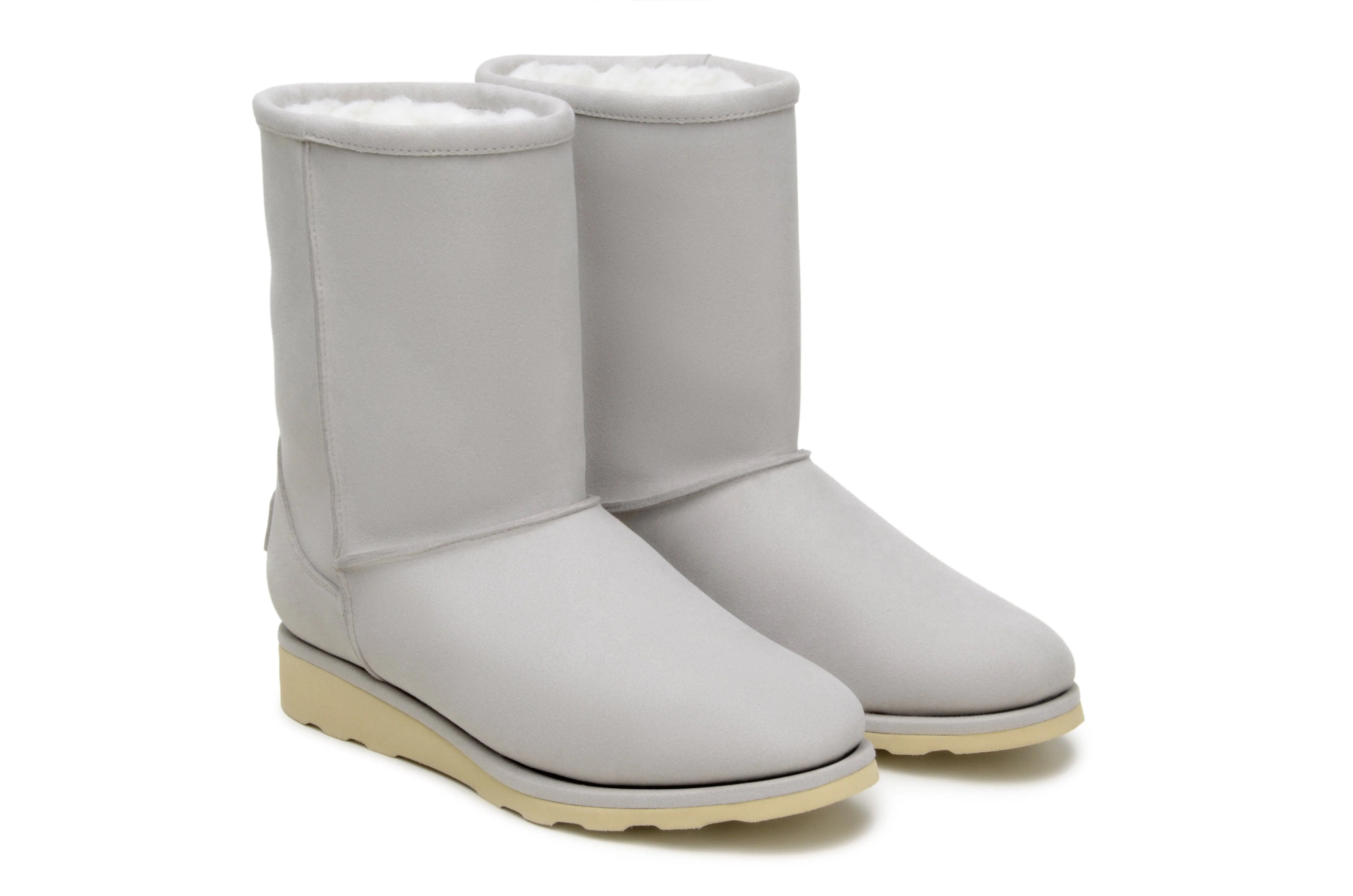 Tourist Versatile use 'Willow' high-quality fur-lined slipper boot - silver