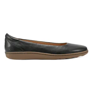 Timeless Look Neutral Base Landen Round Toe Casual Flats