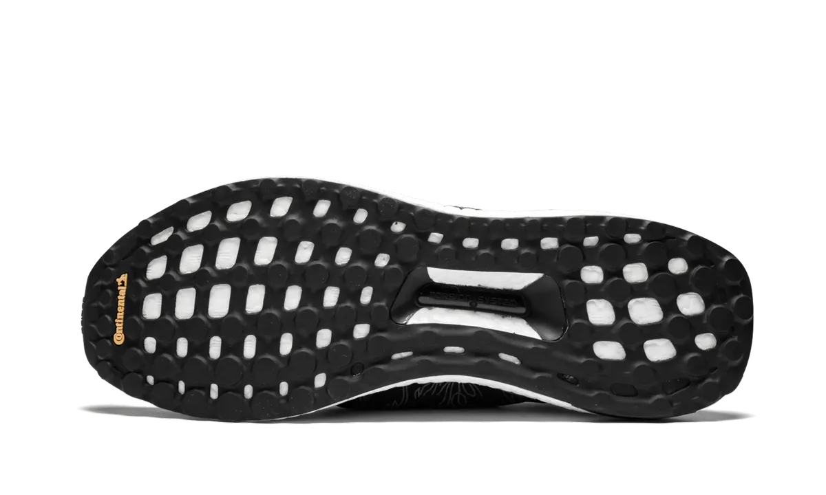 Premium cushioning UltraBOOST UNDFTD "Undefeated"