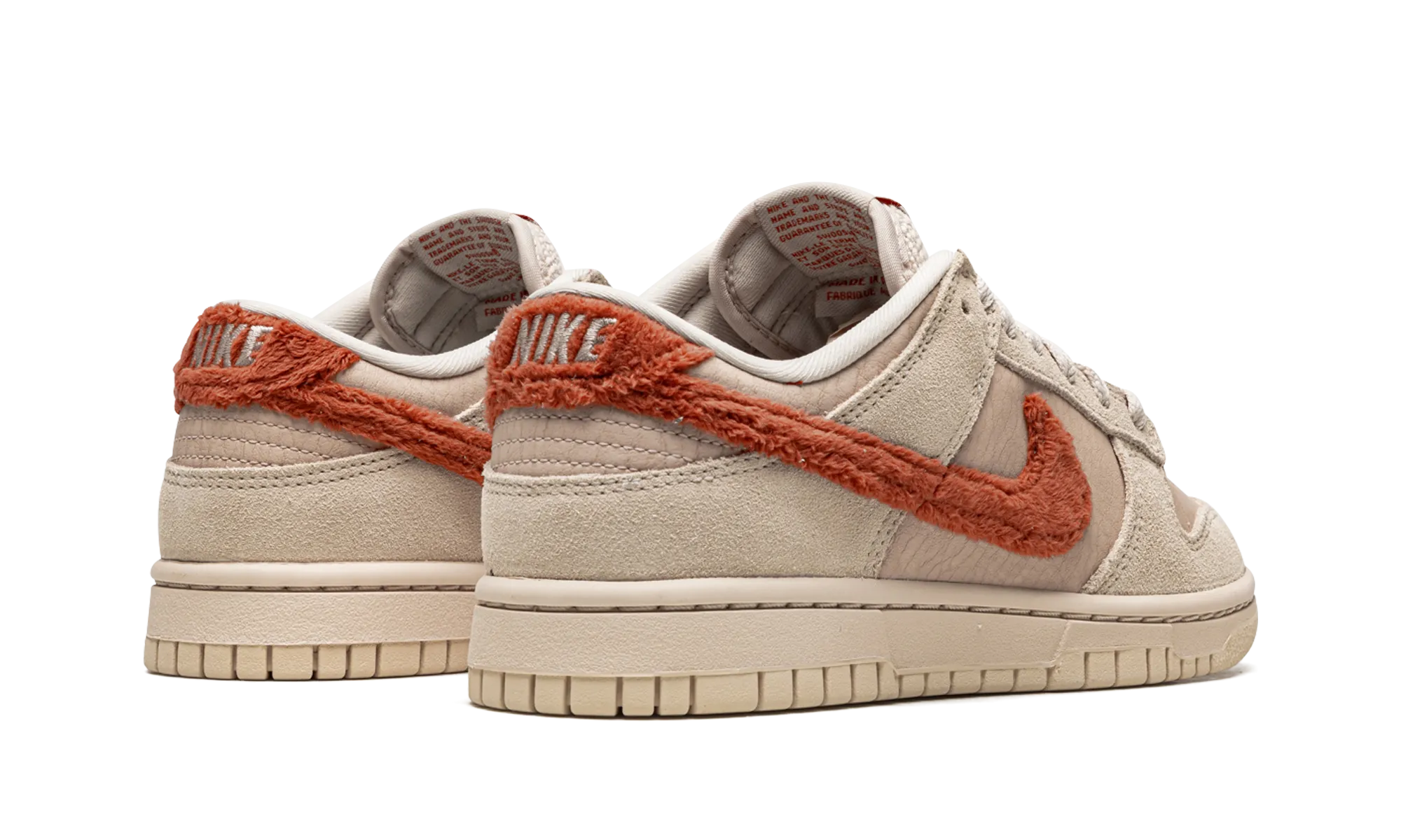 DUNK LO MNS WMNS "Terry Swoosh" Foot Shape