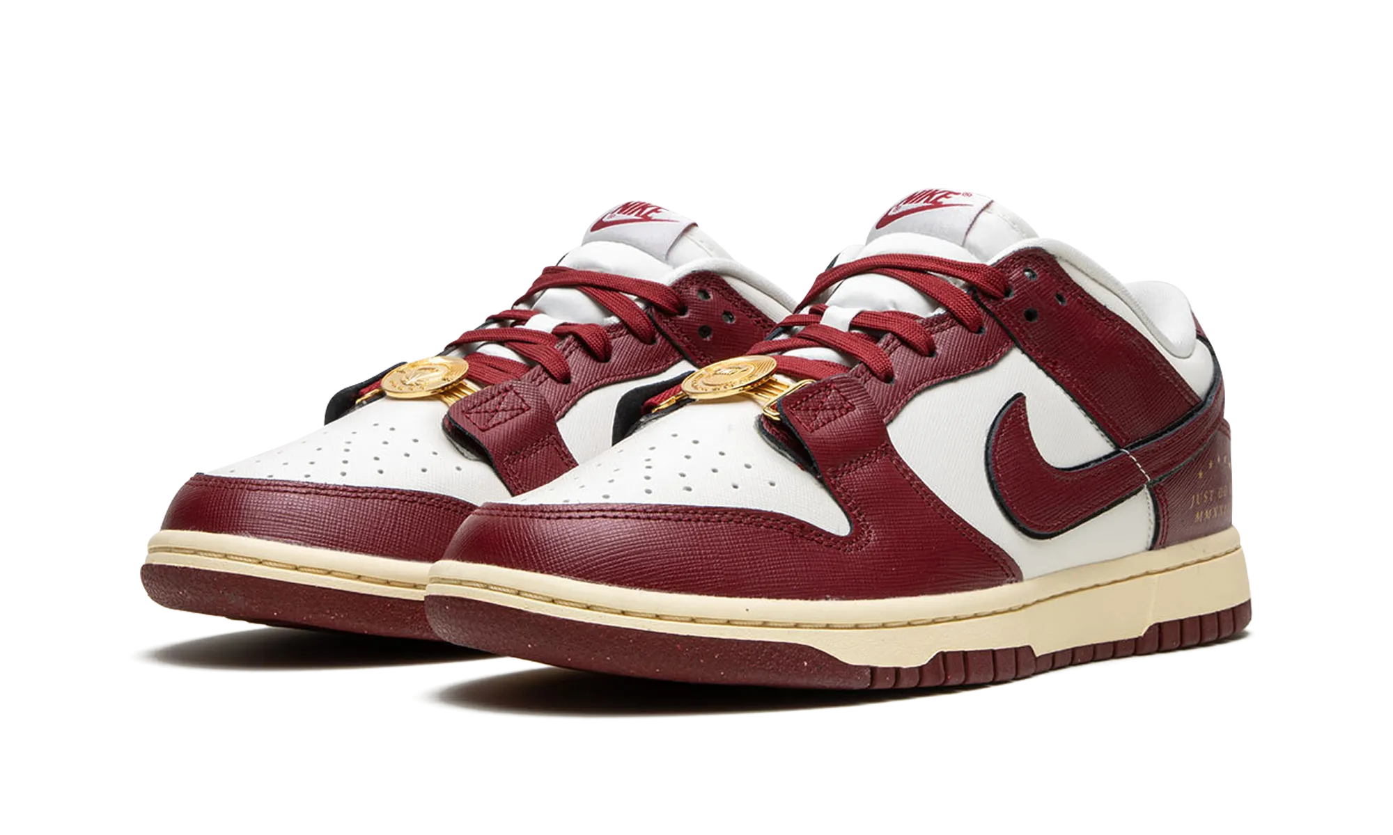 DUNK LOW WMNS "Just Do it - Team Red" Winter Ready All Round