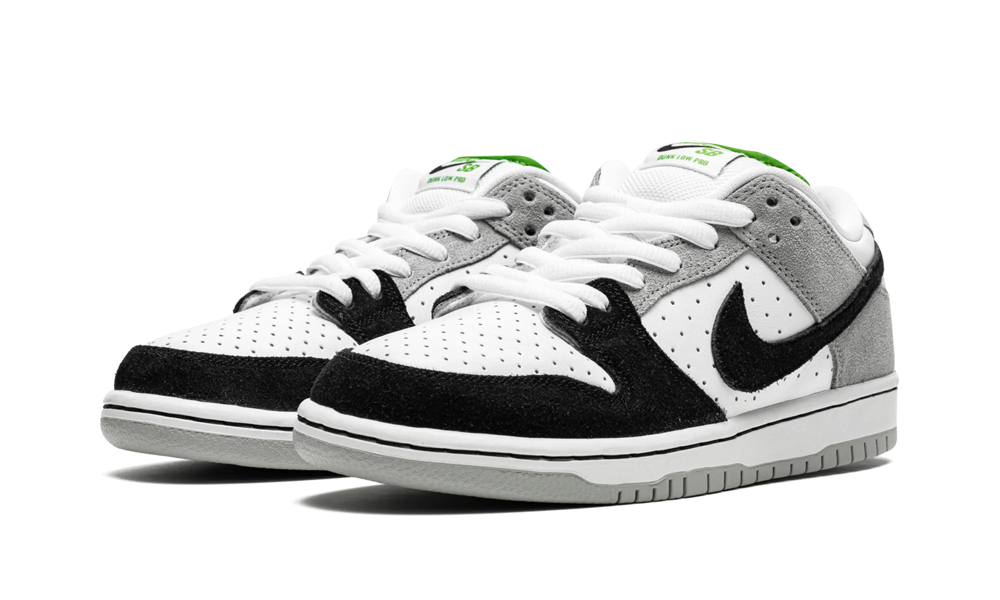 SB Dunk Low Pro "Chlorophyll" Toe Space