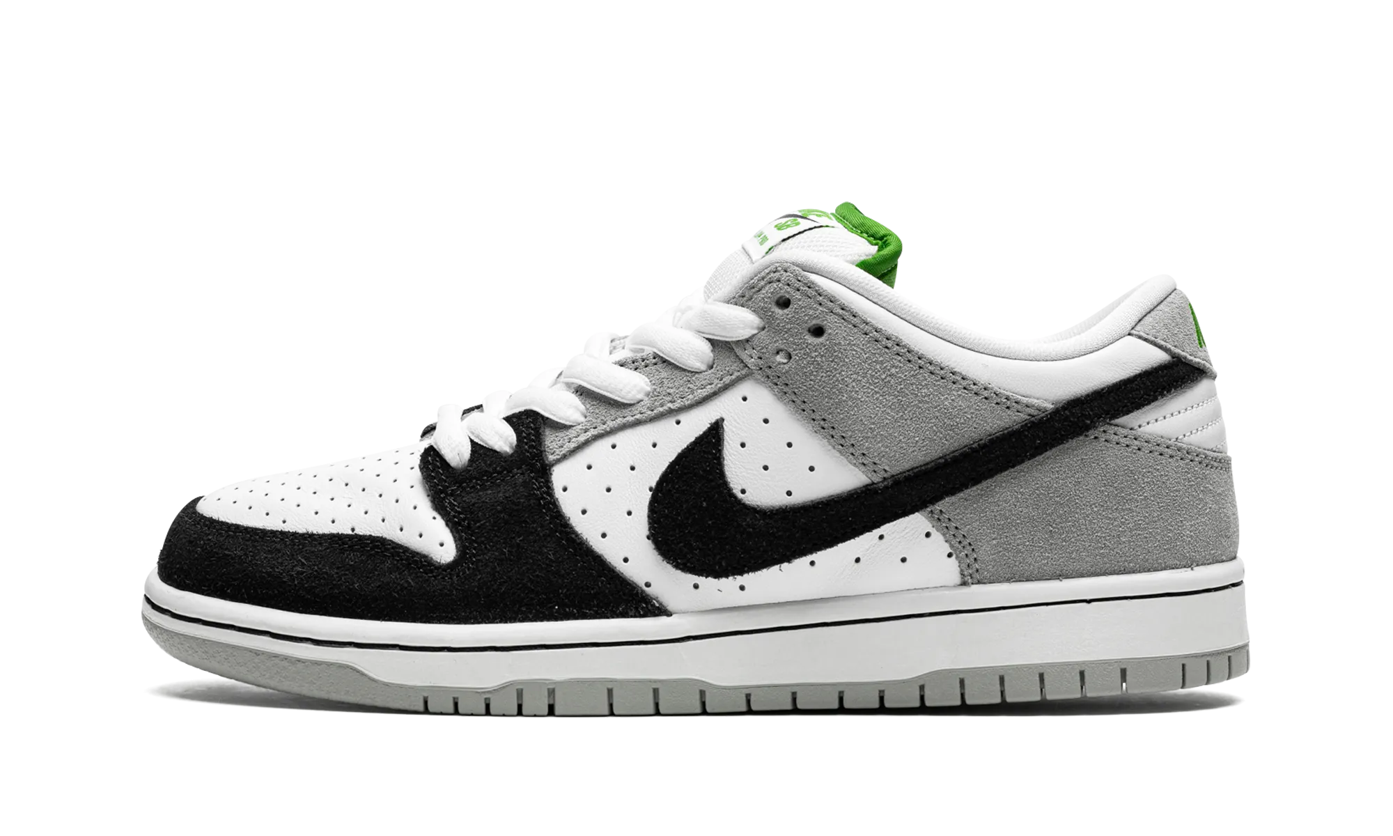 Smooth Padding SB Dunk Low Pro "Chlorophyll"