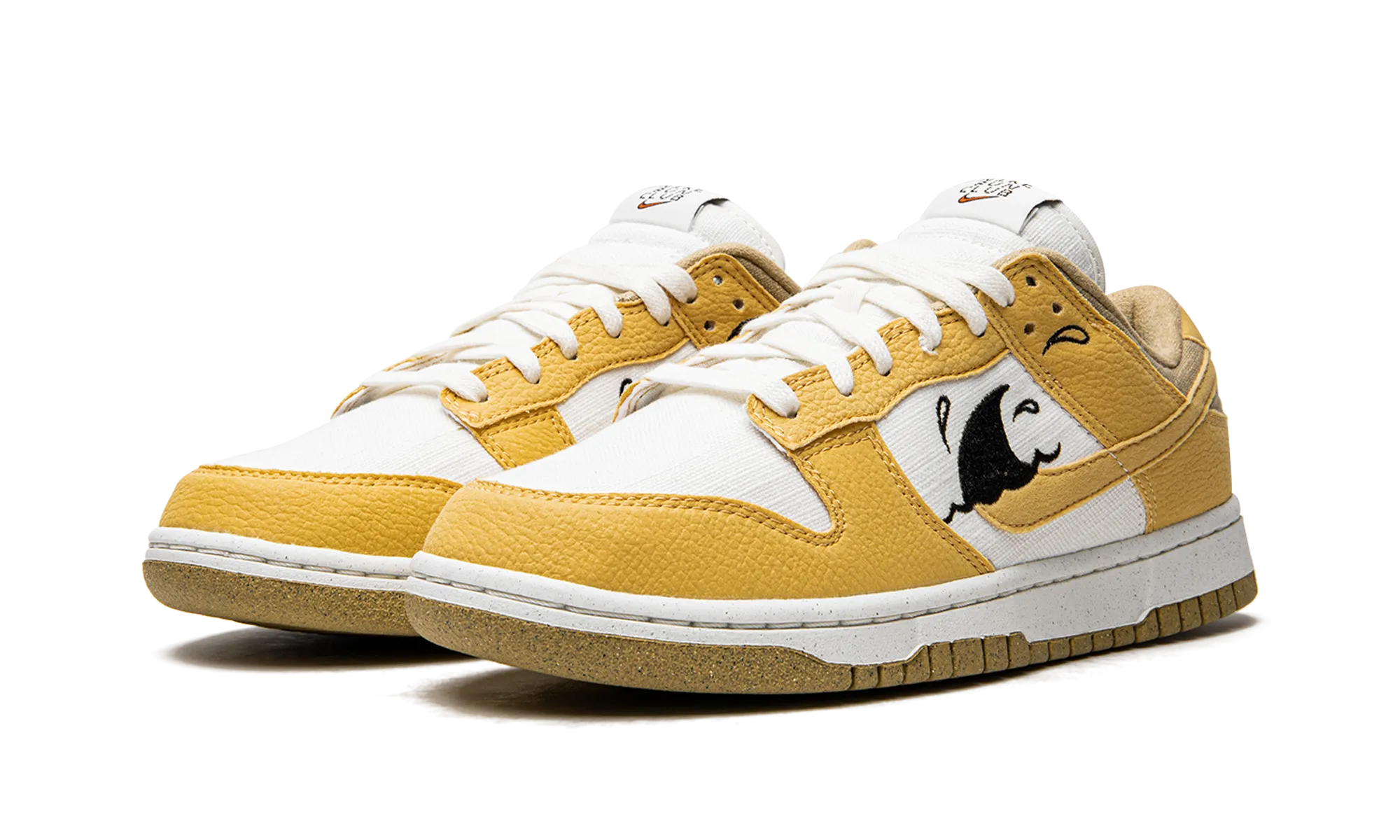 Dunk Low Retro "Sun Club Wheat Grass Orange" LightweightUpper Foot Freedom
