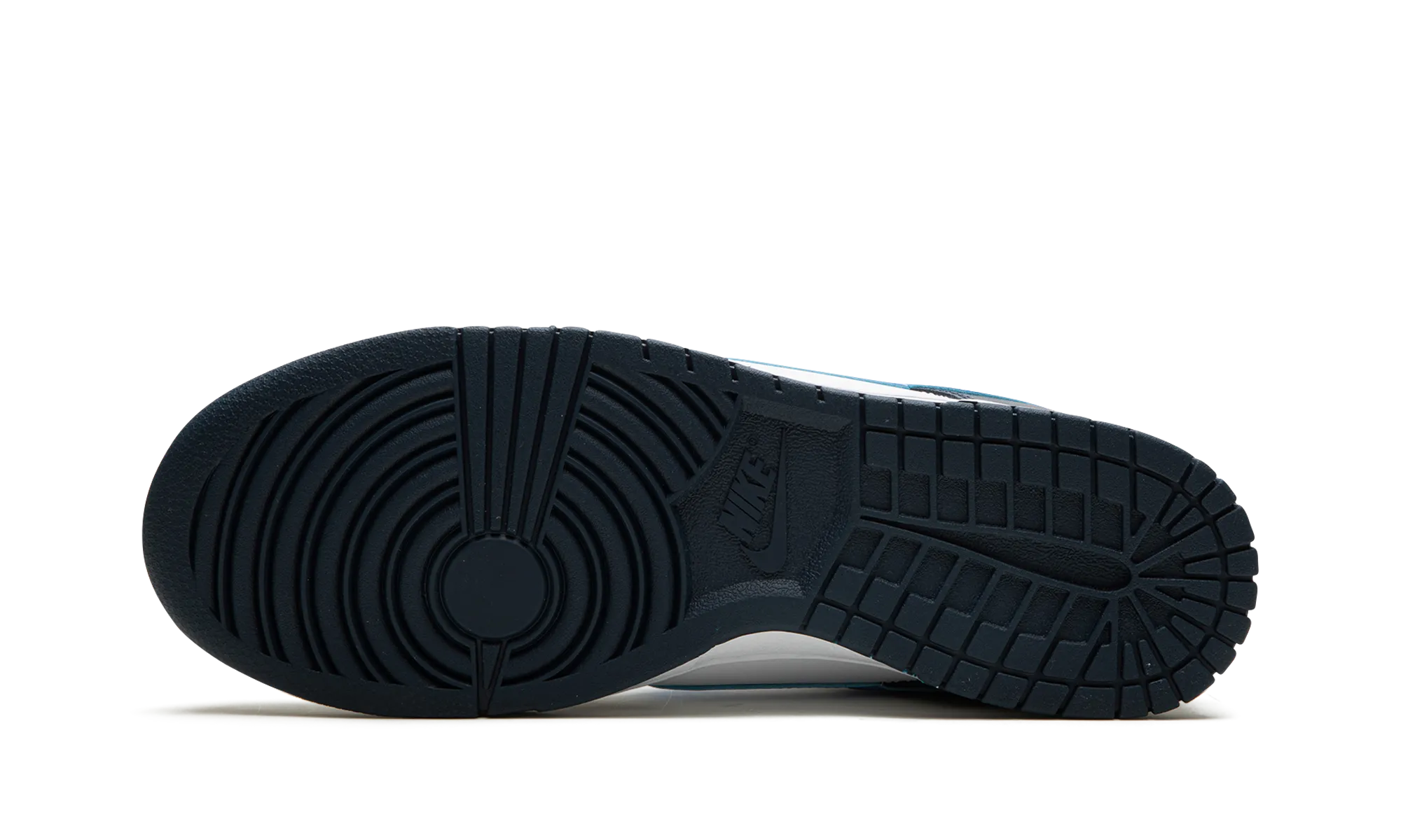 Dunk Low "Midnight Navy / University Blue" Effortless Look