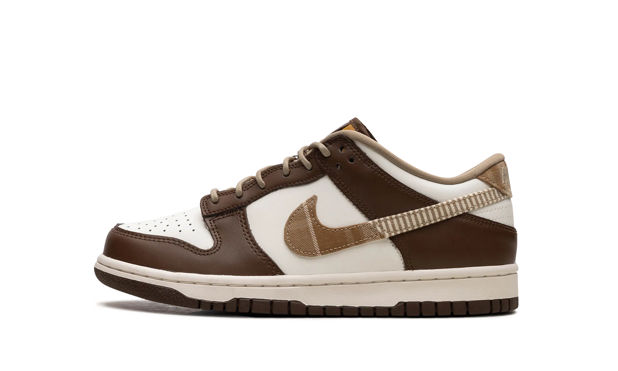 Dunk Low GS "Brown Plaid" Relaxed Feel Functional Look