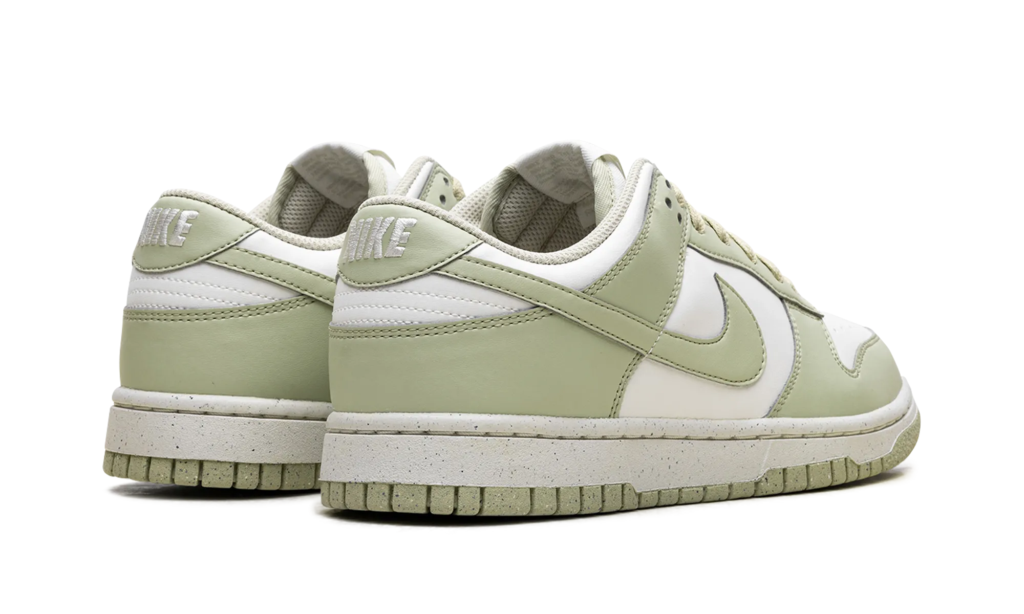 Daily Fit Luxe Look Dunk Low Next Nature WMNS "Olive Aura"