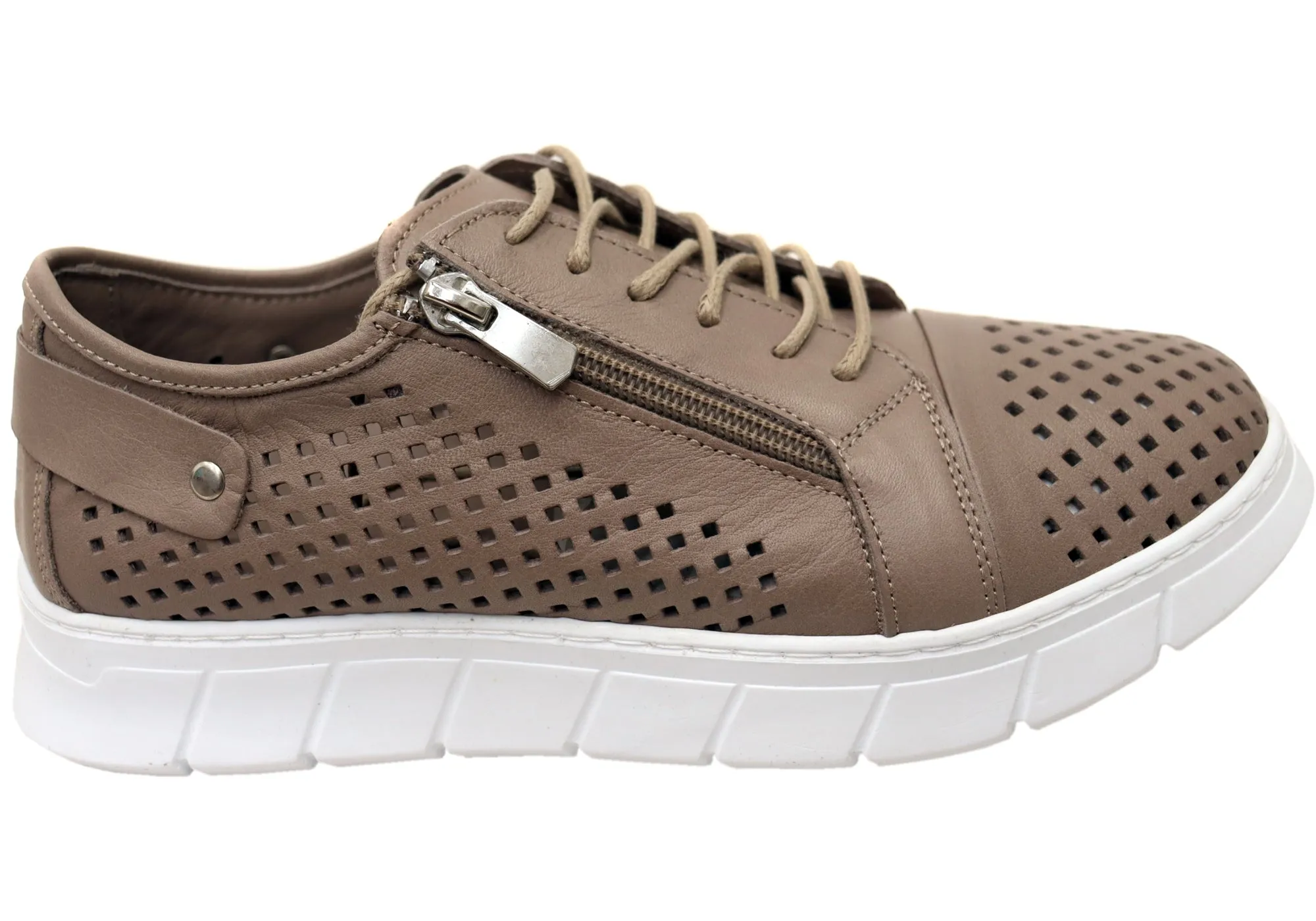 Cabello Comfort EG172 Womens Leather European Leather Casual Shoes Urban Sleek