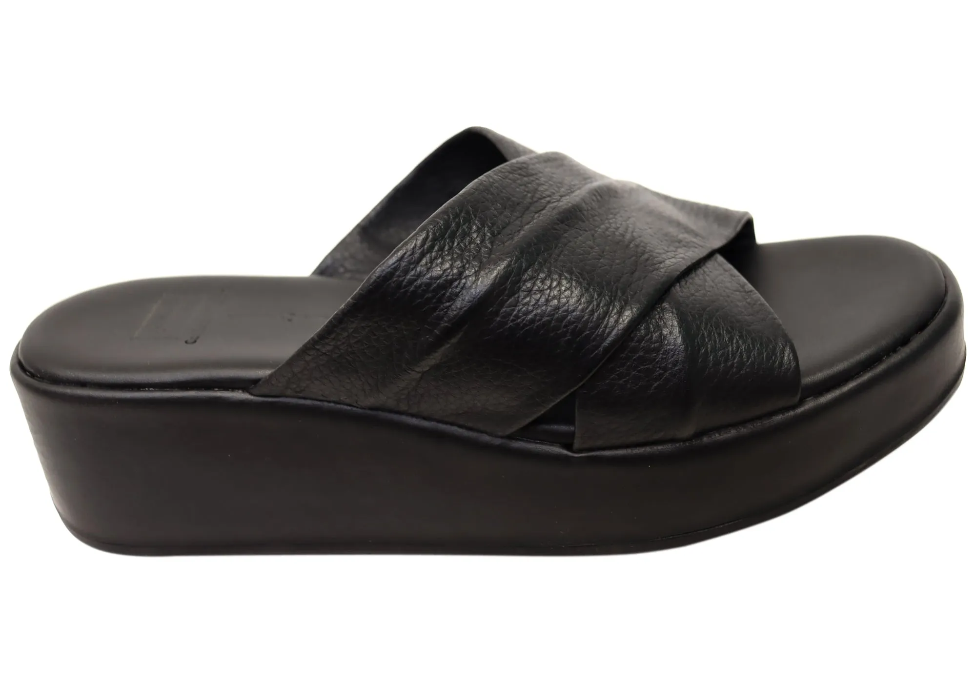 Vacation Mode Via Paula Ginza Womens Brazilian Leather Platform Slides Sandals