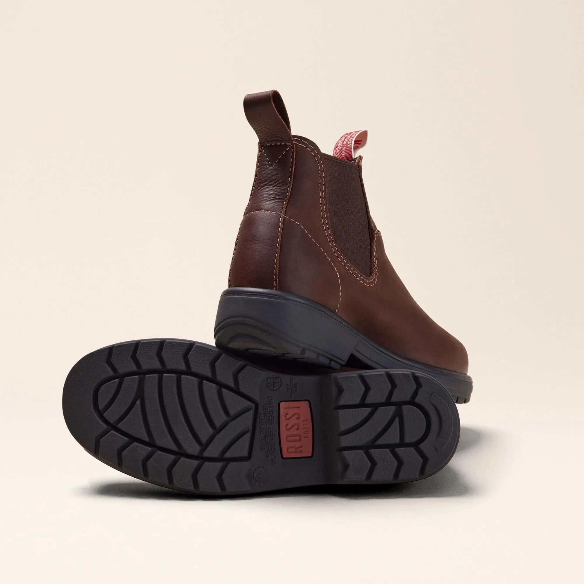 Comfortable Flex Endura 303 - Redwood