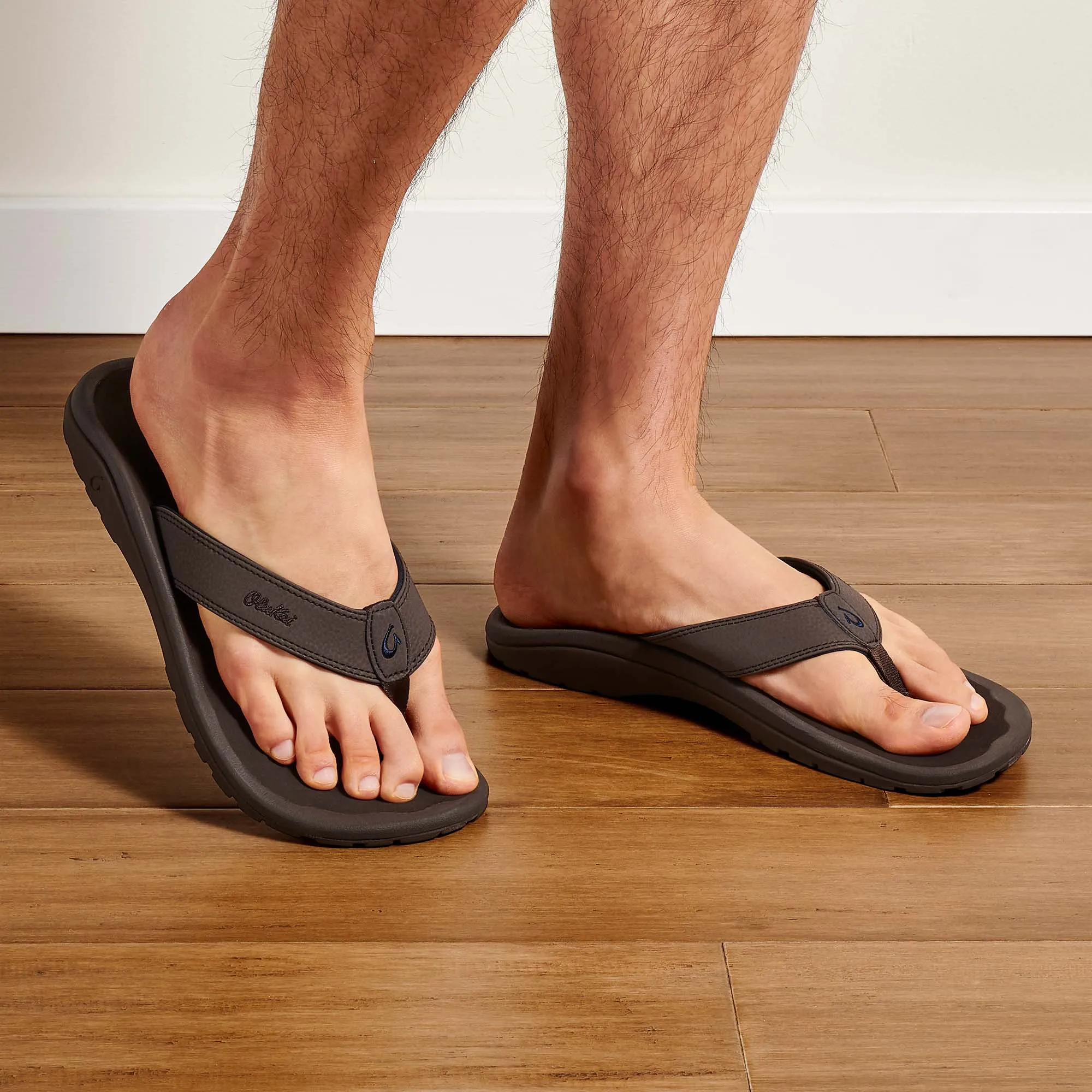 ??Ohana - Dark Wood All Purpose Breathable Travel Sandals