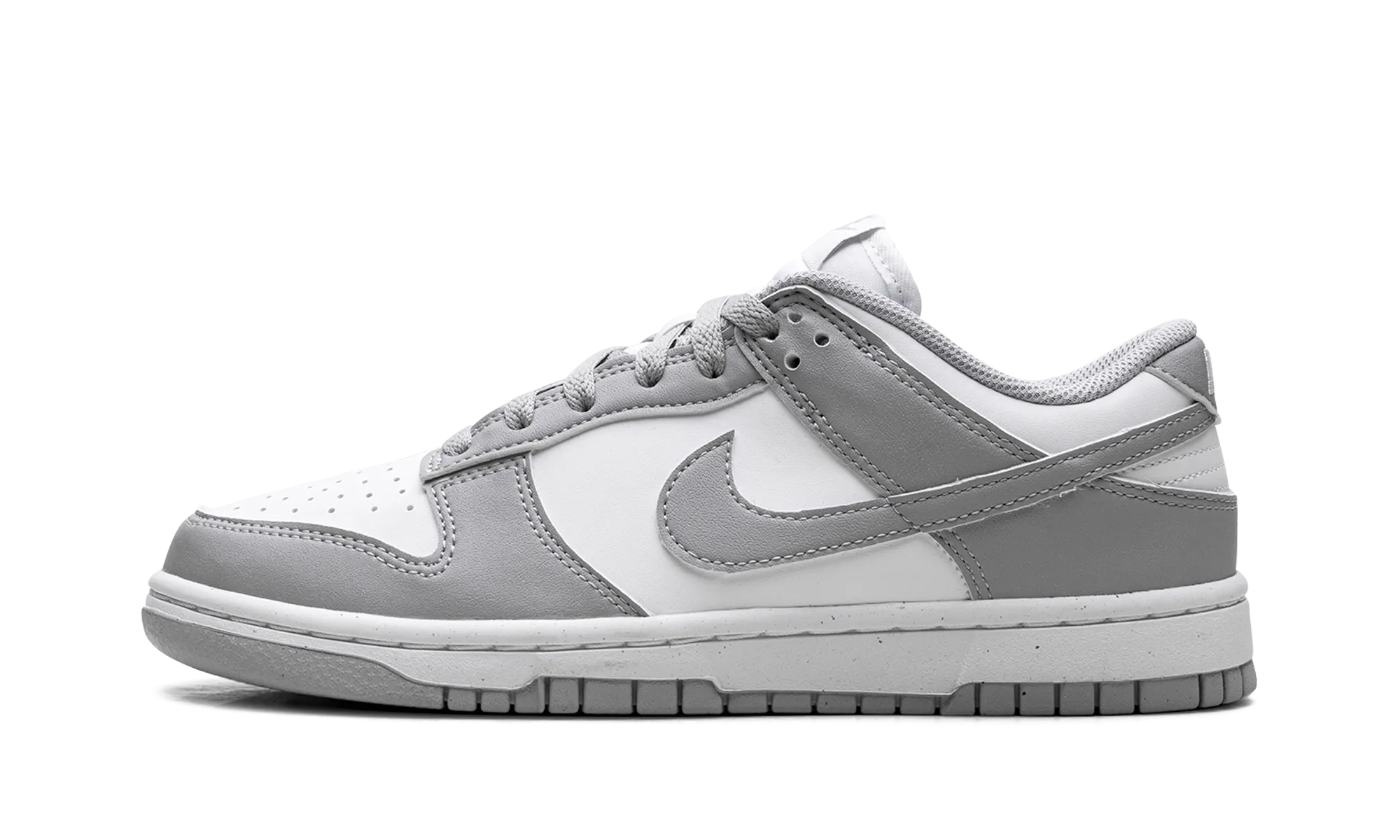 Dunk Low Next Nature WMNS "Light Smoke Grey" Square Toe