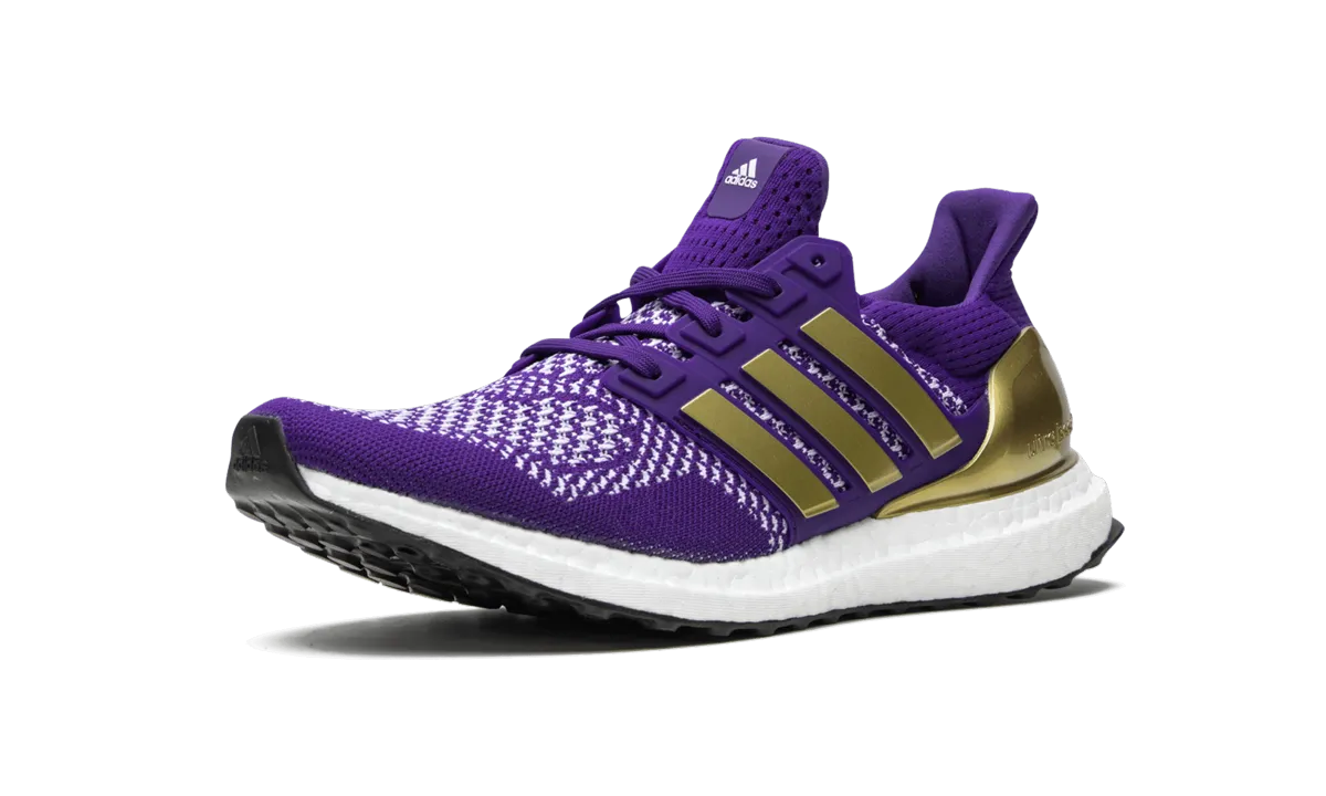 UltraBOOST x UW "Washington Huskies" Medit Cool