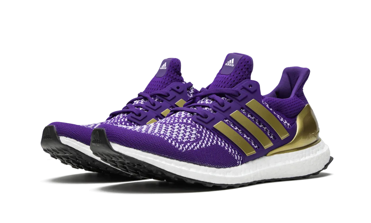 Drive Ready UltraBOOST x UW "Washington Huskies"