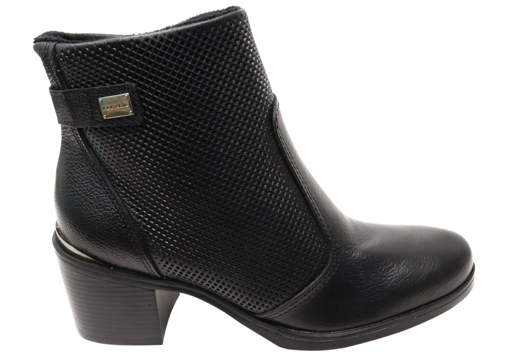 Sturdy Frame Grippy Outsole Trail Runner Pegada Mercury Womens Comfortable Brazilian Leather Ankle Boots