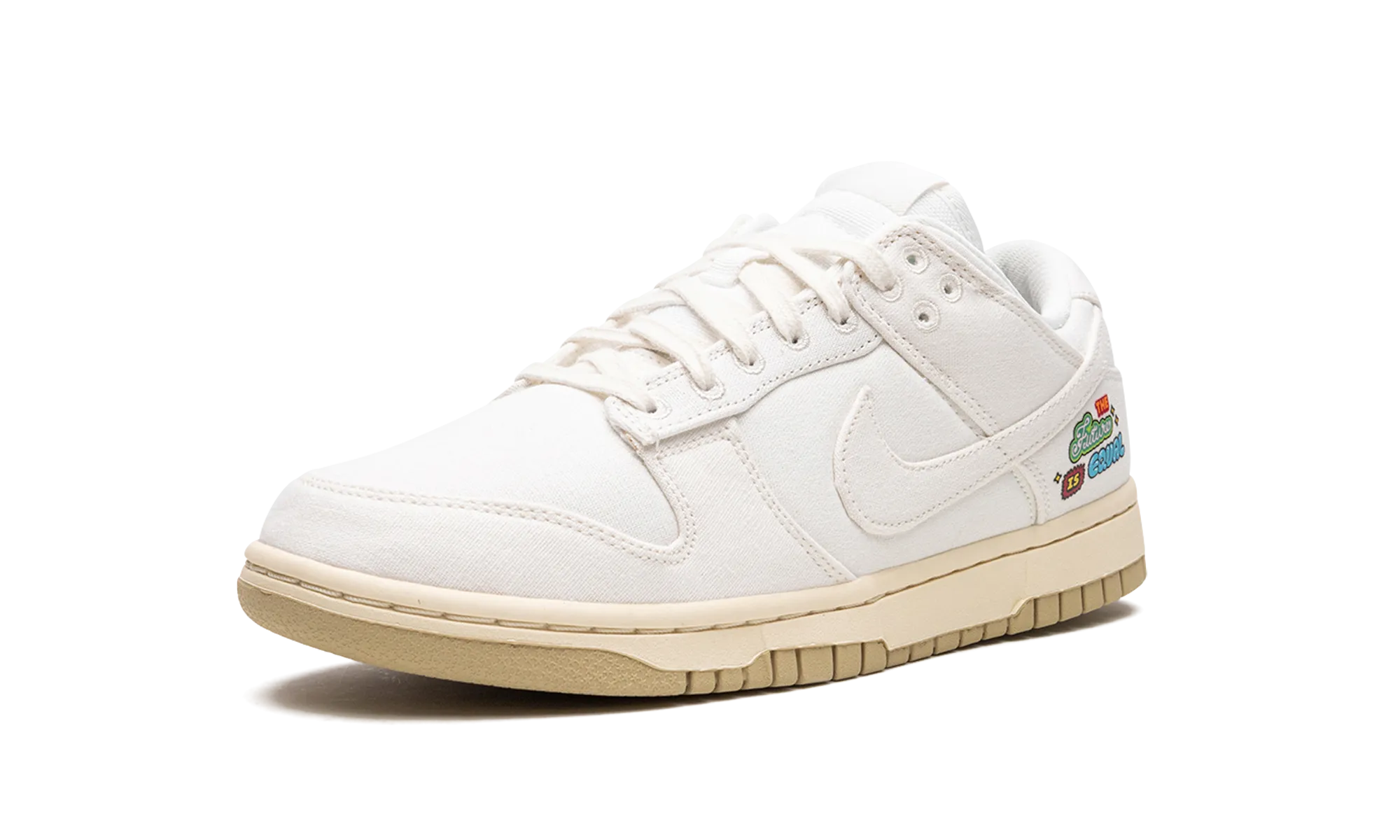 DUNK LO MNS WMNS "The Future is Equal" Range Hike