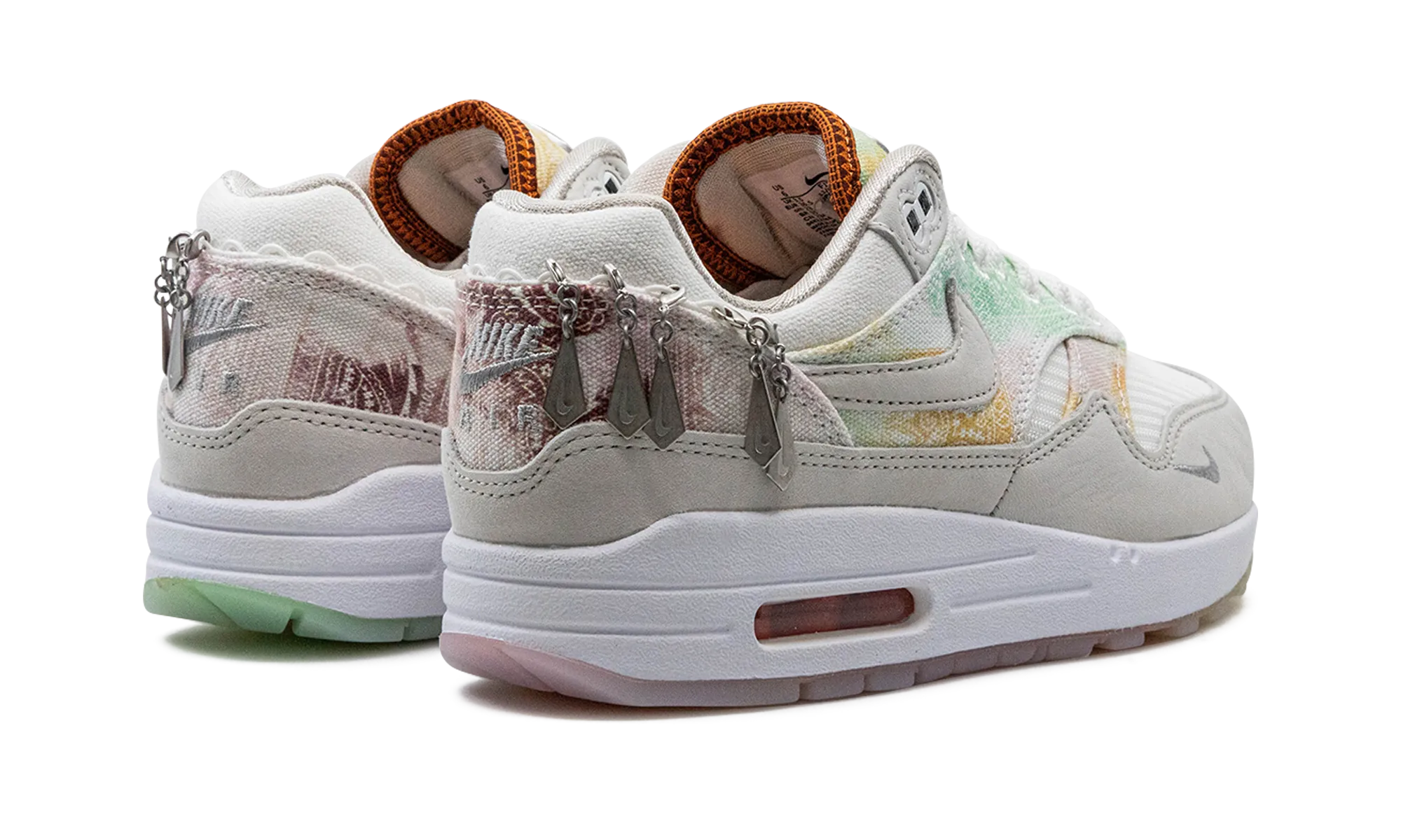 Casual Day NIKE AIR MAX 1 '87 WMNS "White Phantom Mint Foam"