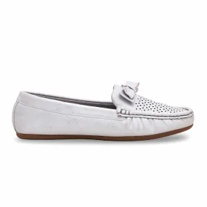 Silver Moccasin WN4437 Slip Grip Ventilated Holes