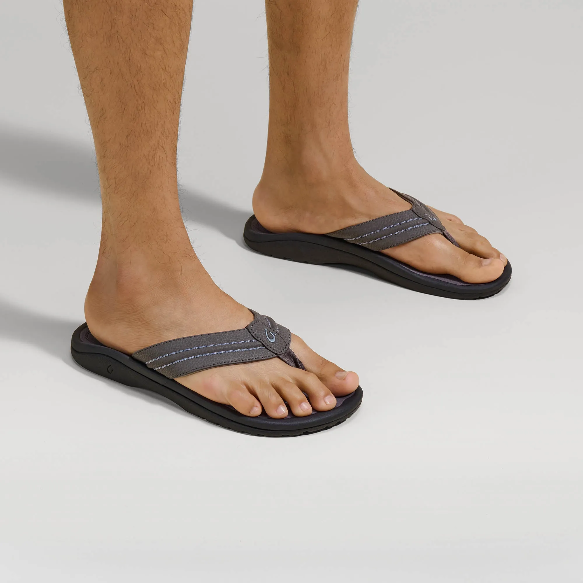 Trendy And Comfortable Open Design Hokua - Pavement