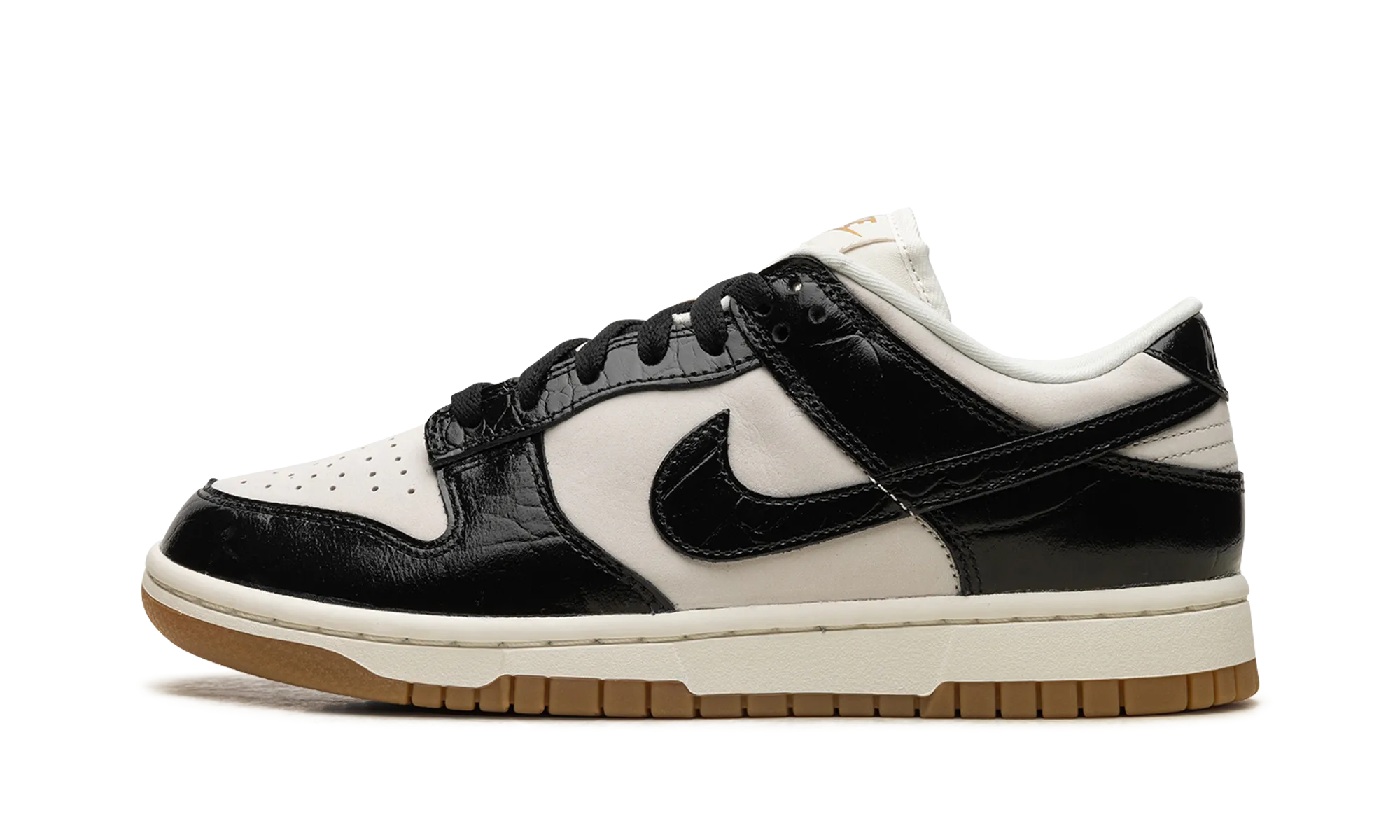 daily life Wmns Dunk Low LX "Black Croc"
