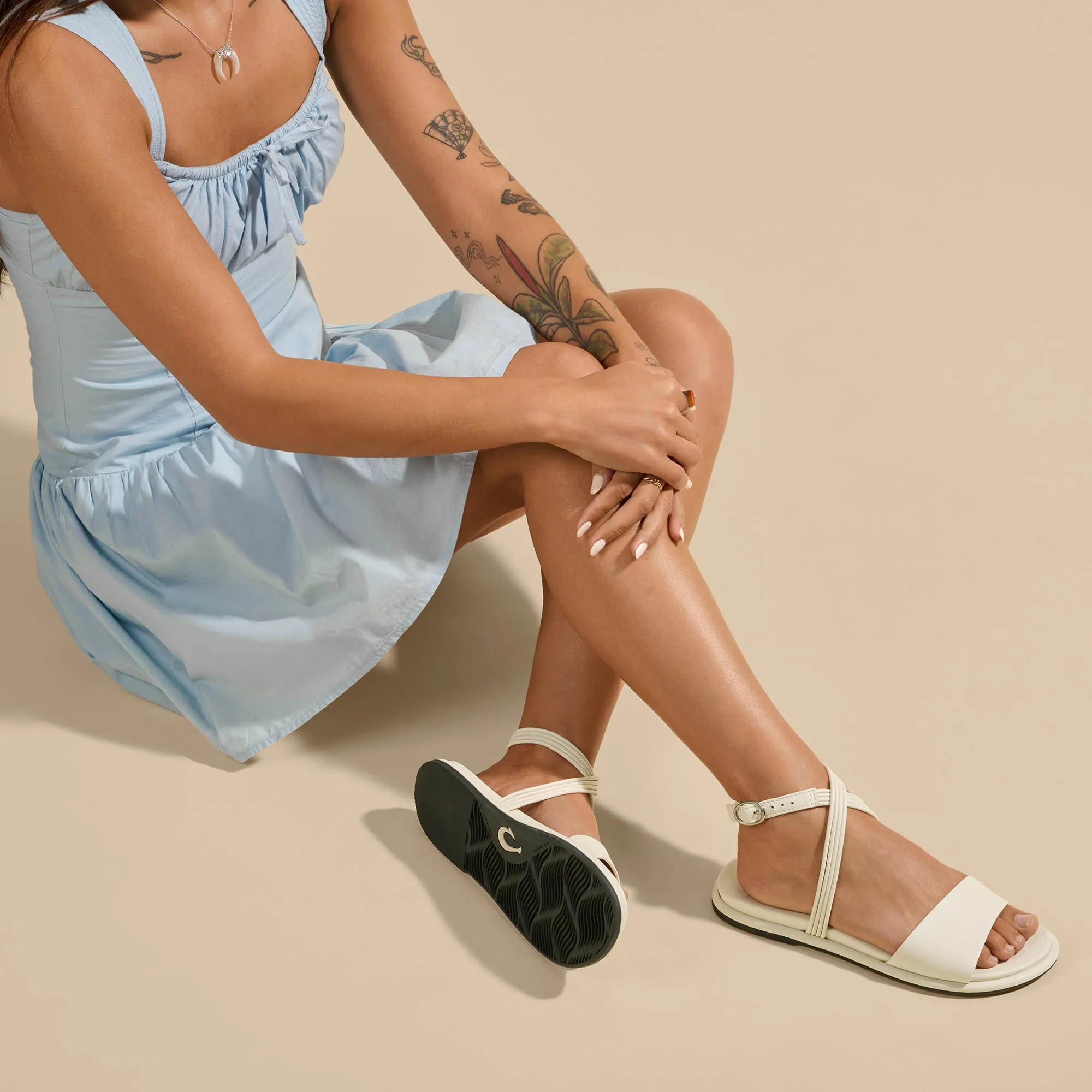 Comfortable Sole Tiare Wrap - White Sand