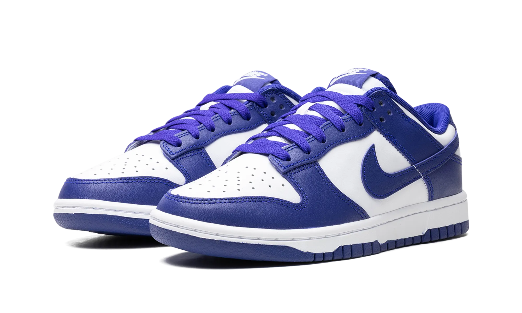 Lifestyle Focus Dunk Low Retro "Concord"