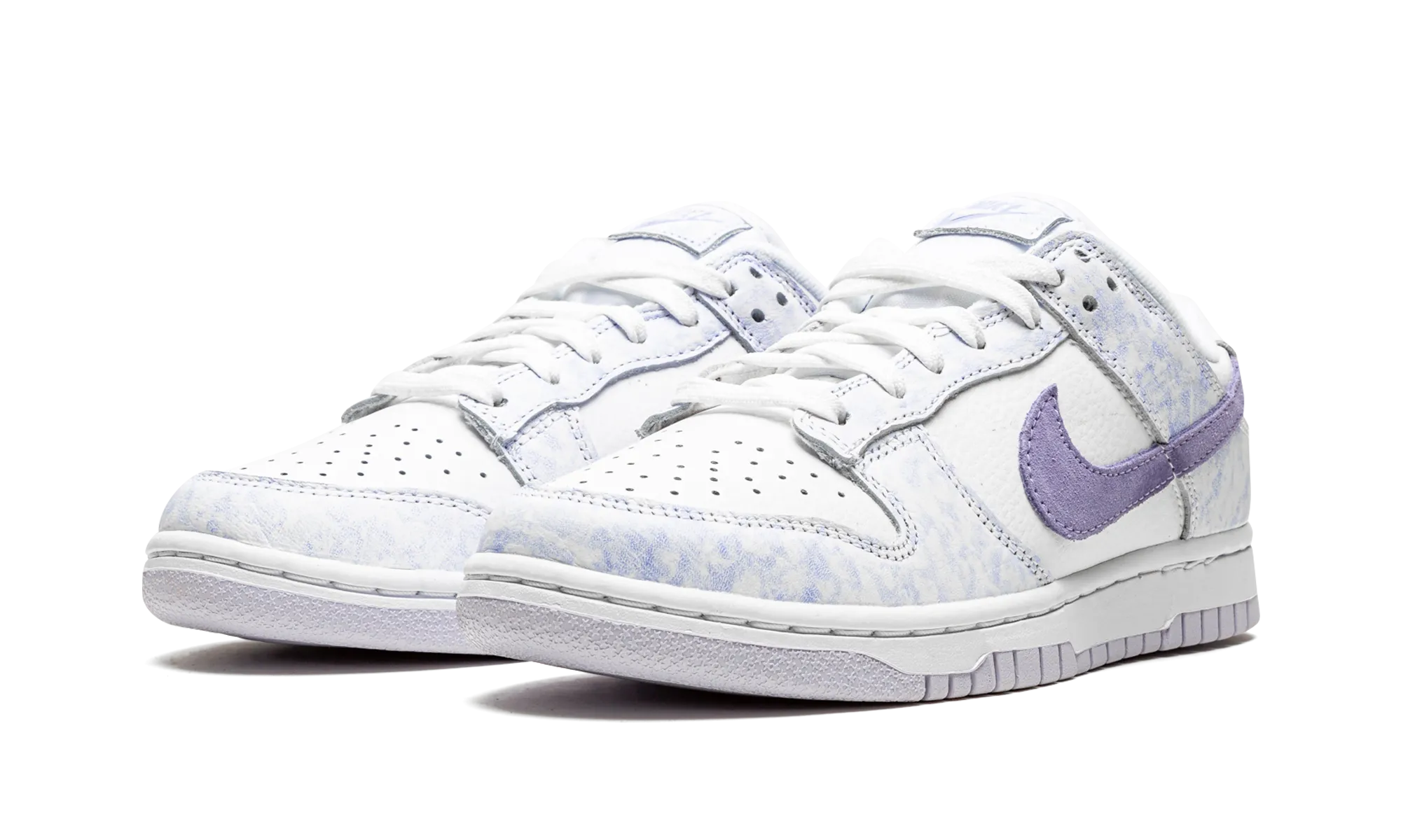 DUNK LOW WMNS "Purple Pulse" Night Out