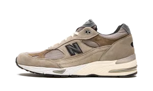 Slip Proof Logo Bold 991 "Made in UK - JJJJound - Cobblestone"