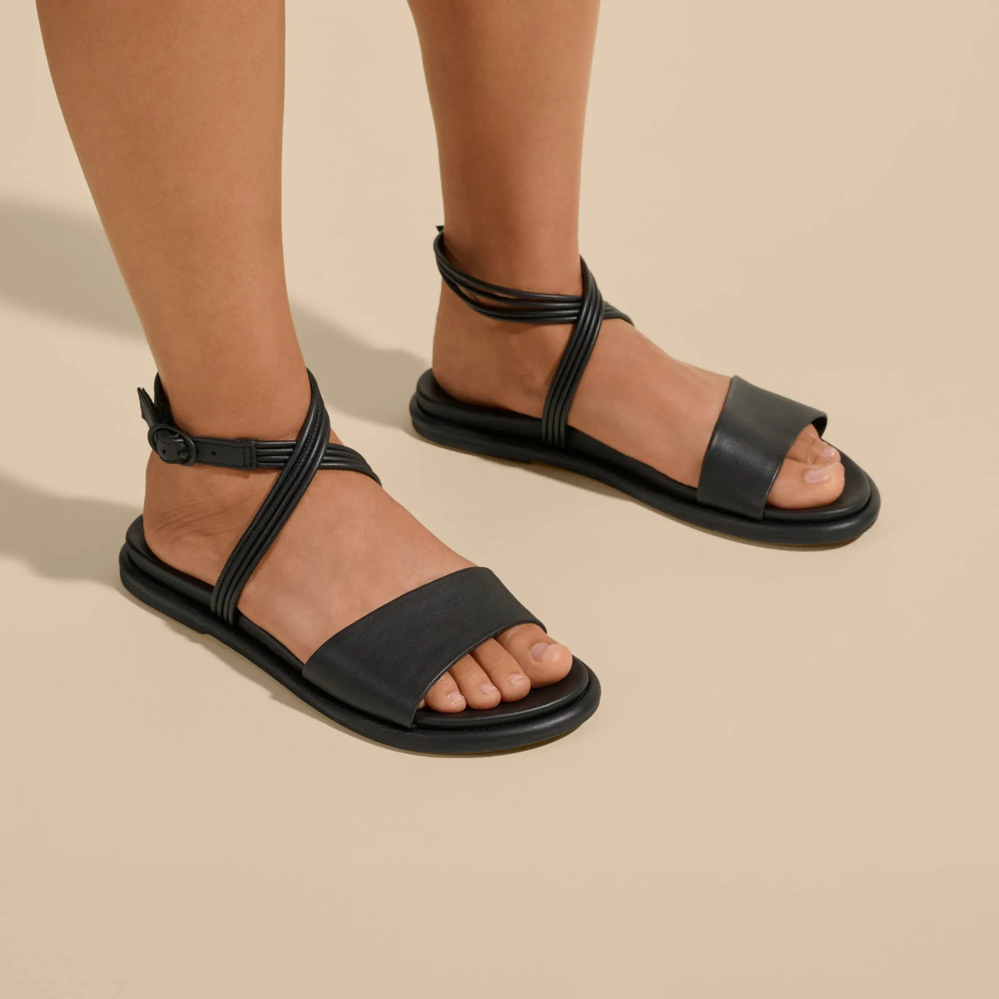 Tiare Wrap - Black Beach Chic Daily Walk