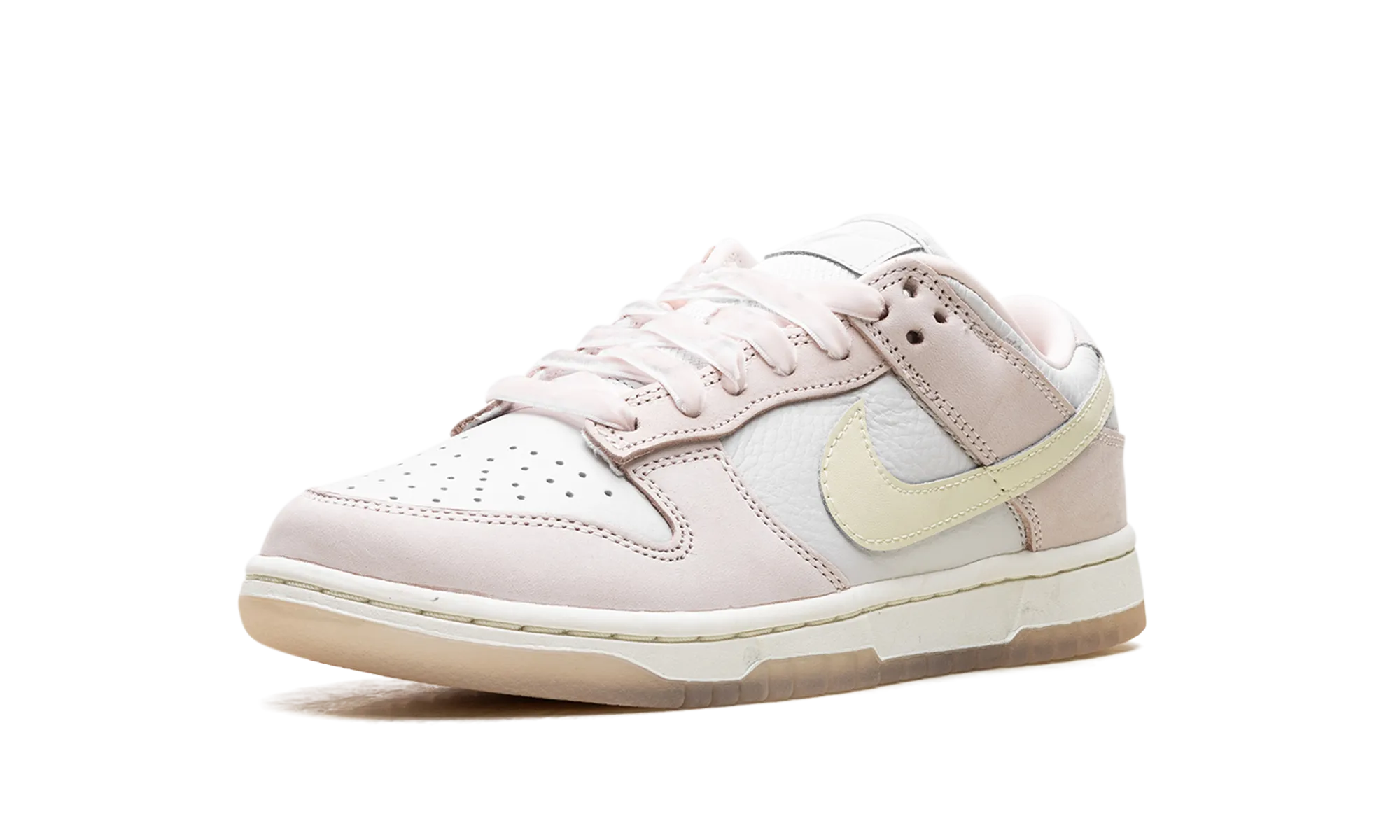 Flat Form Dunk Low WMNS "Light Soft Pink"