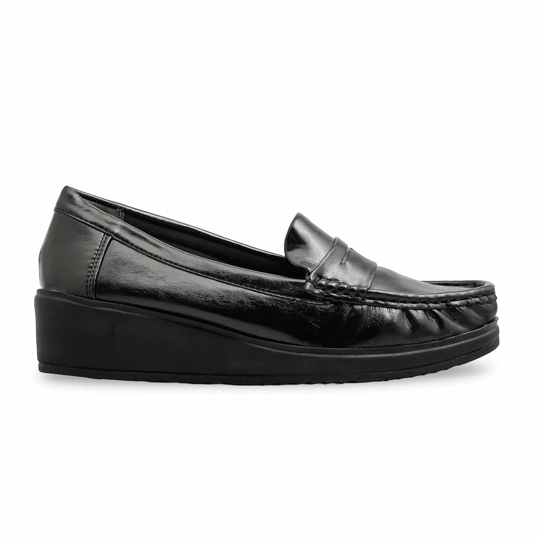 Black Moccasin WN4469 Minimalist Outfit